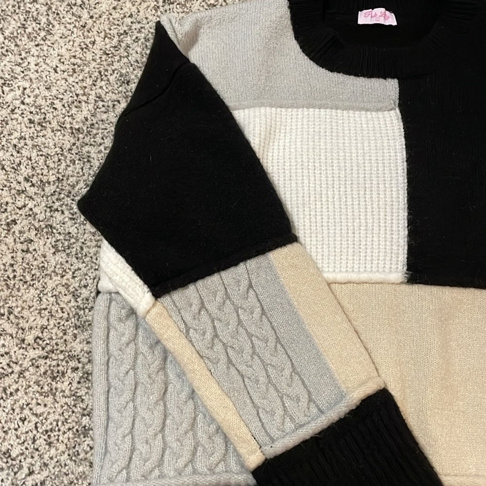 Pink Lily Color Block Sweater Size Large - image 4